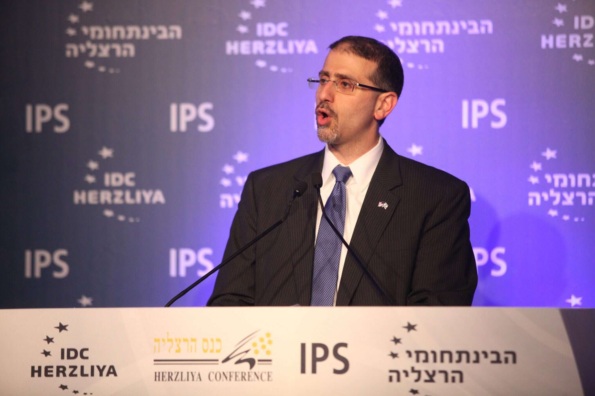 דן שפירו. | גדעון מרקוביץ דן שפירו. | גדעון מרקוביץ