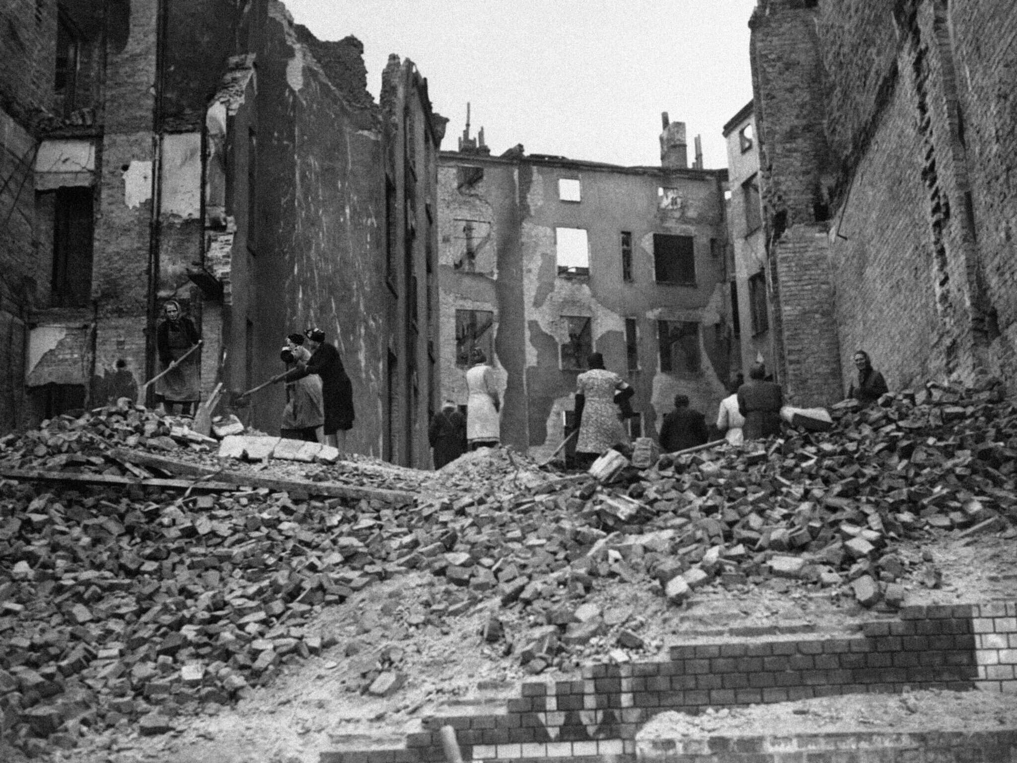 הריסות בגדנסק, 1945. | AP