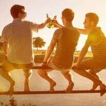 חברים | שאטרסטוק