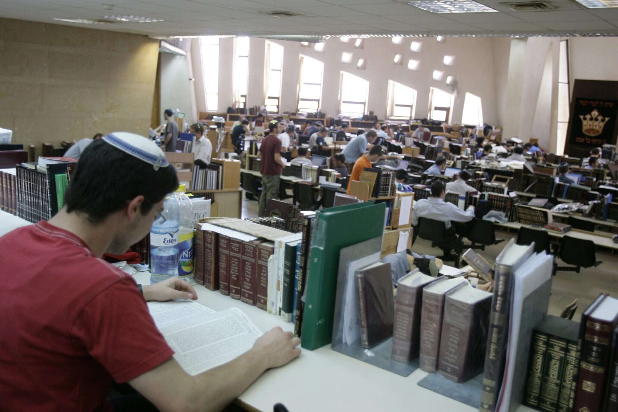 בית מדרש. | מרים צחי