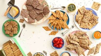 קרקרים. | אפרת ליכטנשטט קרקרים. | אפרת ליכטנשטט