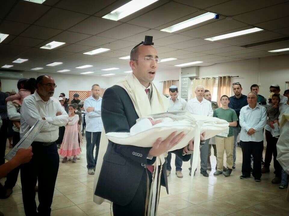 איתמר בן גל ז"ל בברית של בנו לפני כחצי שנה. | יצחק מלמד