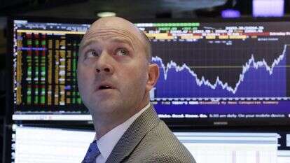 בהלה בוול סטריט. | AP