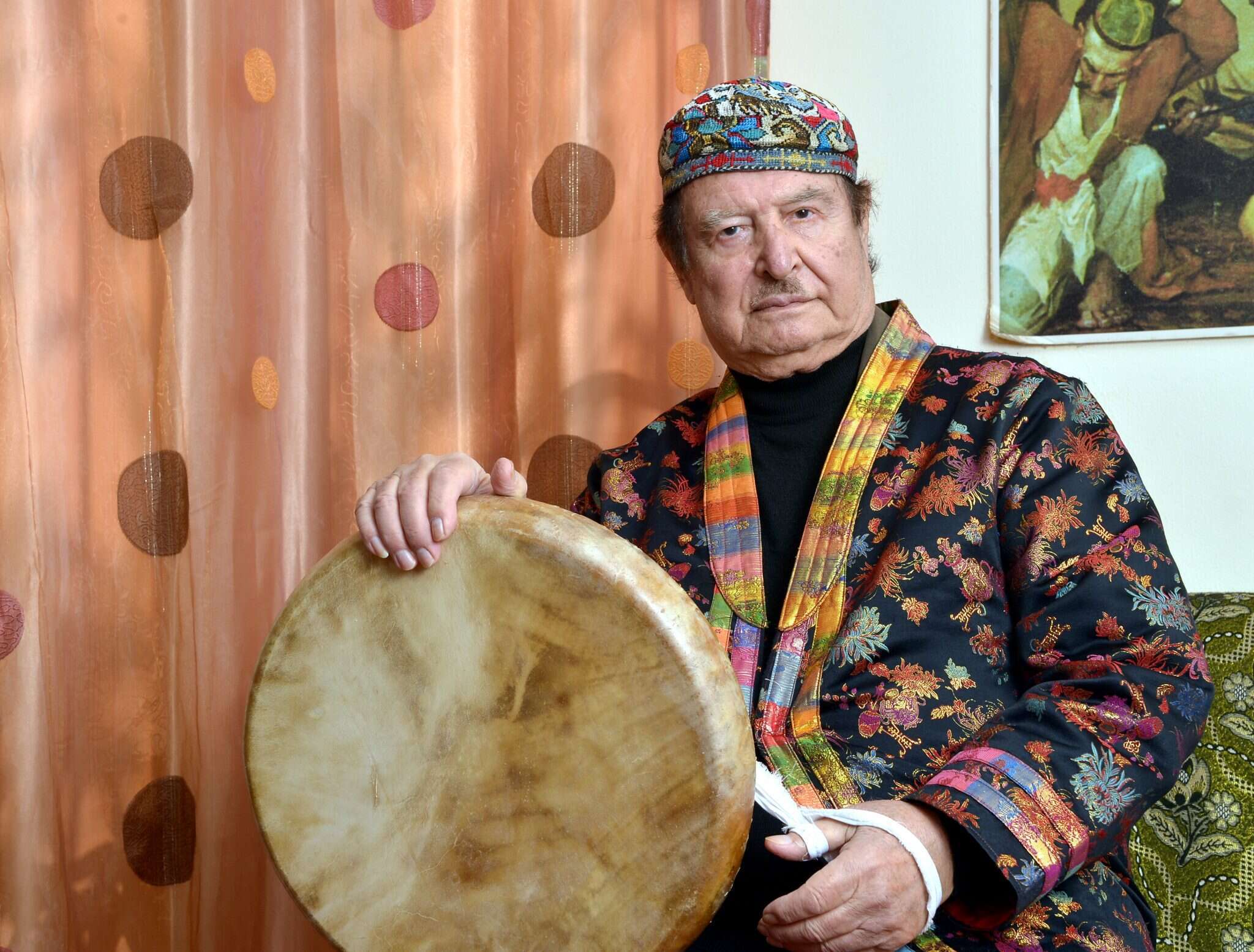 פאפא אלו. | יוסי זליגר