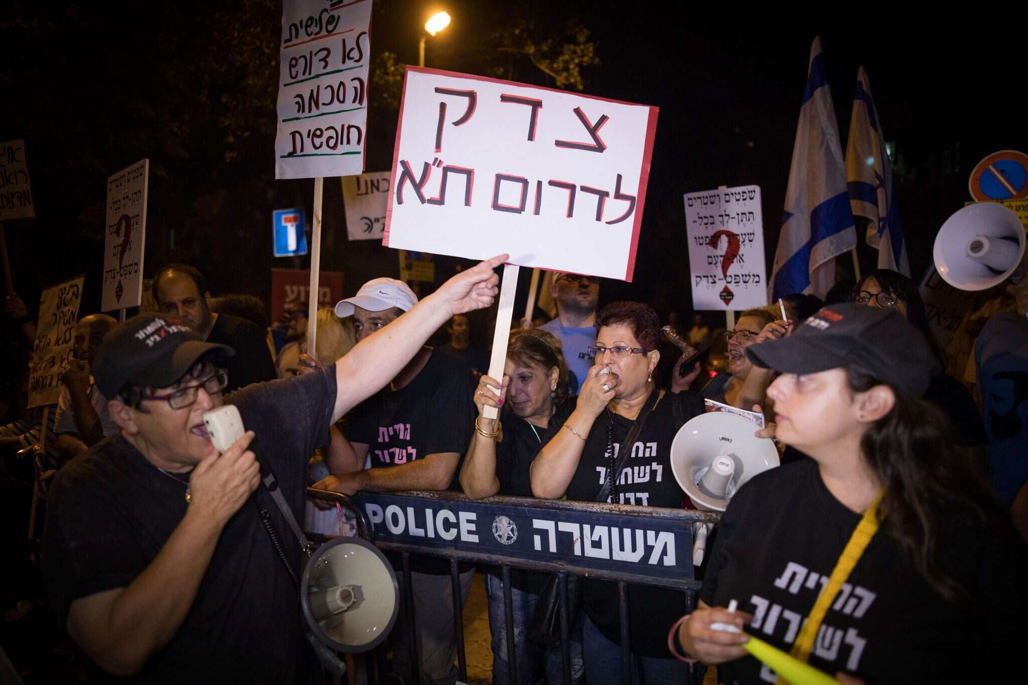 הפגנה של תושבי דרום תל אביב נגד המסתננים. | יונתן זינדל, פלאש90