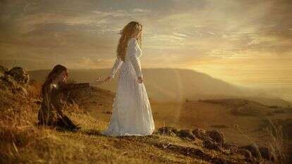 רחל שולחת את לאה לחופתה עם יעקב. | דקלה לאור