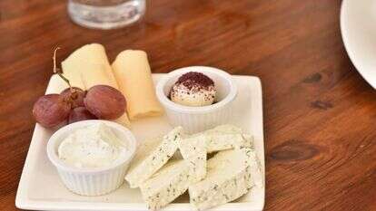 קפה בשדה. | חן קורן