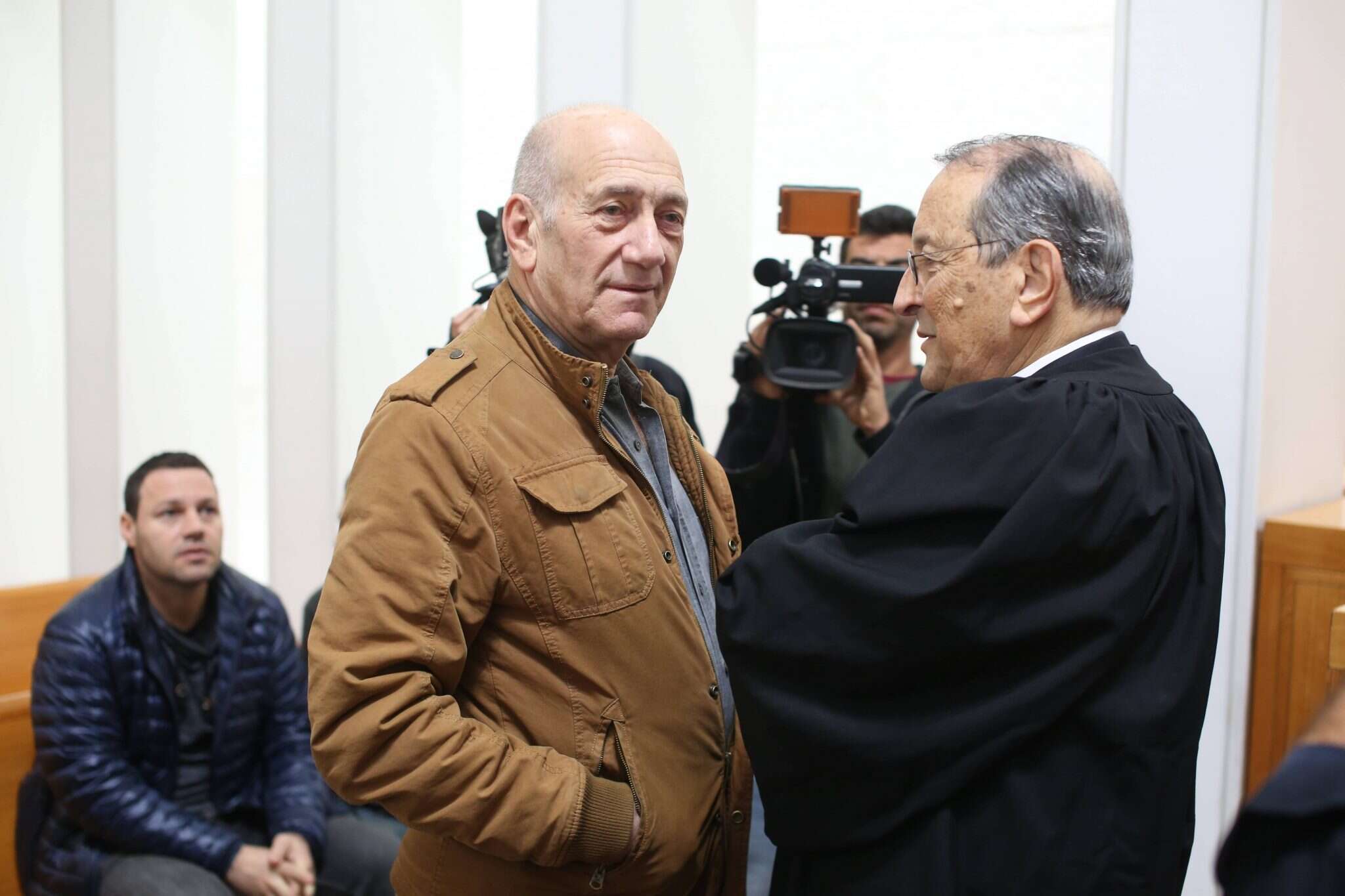 ראש הממשלה לשעבר אהוד אולמרט בבית המשפט העליון, 2016. | עמית שאבי