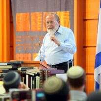 הרב אלי סדן בישיבת 'בני דוד' בעלי. | חן גלילי