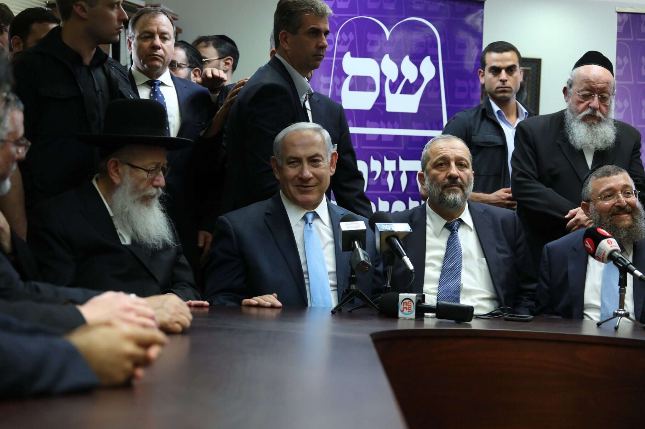 נתניהו, דרעי וליצמן. | מרים צחי