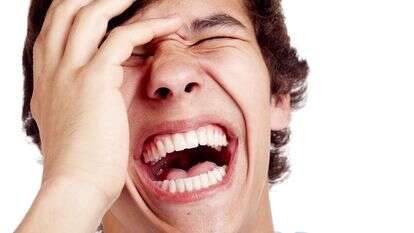 צחוק. | שאטרסטוק