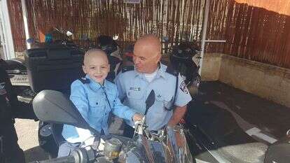 אליה בן חמו. | יאיר קראוס