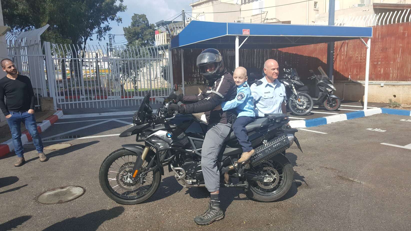 אליה בן חמו. | יאיר קראוס