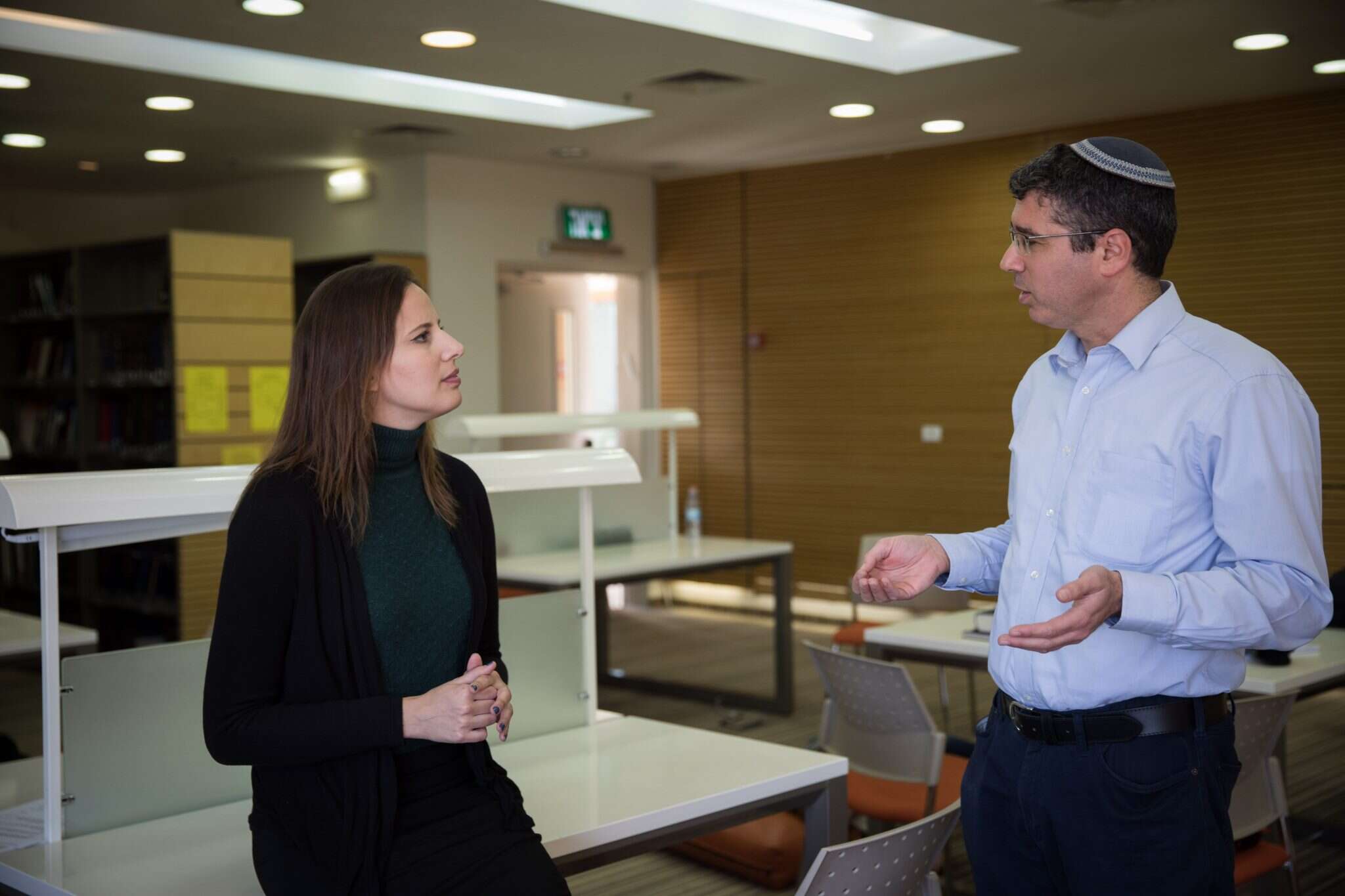 הרב חיים נבון ורחלי מלק-בודה. | הדס פרוש/פלאש 90