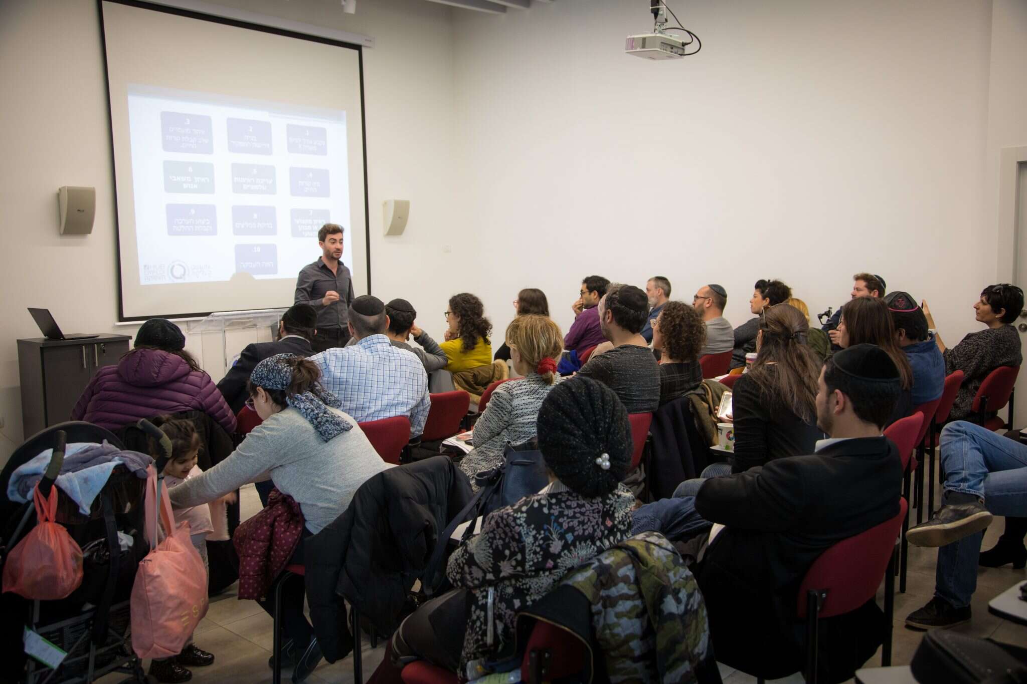 הרצאה בנושא מציאת עבודה בישראל. | אריק סולטן