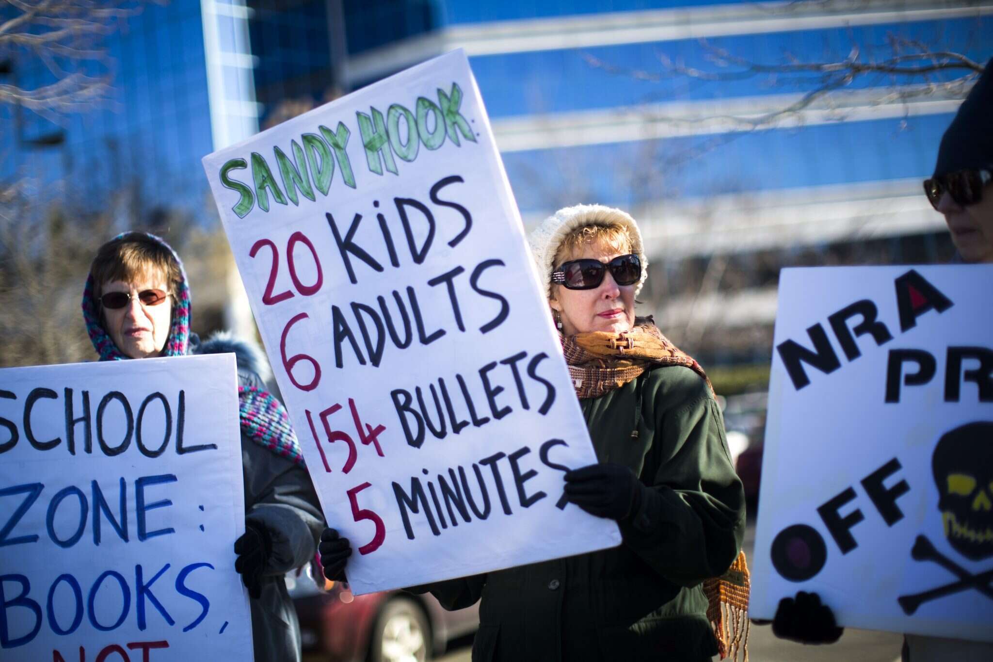 הפגנות בארה"ב נגד החזקת נשק. | EPA