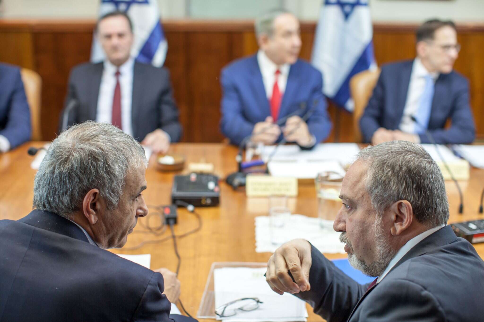 אביגדור ליברמן ומשה כחלון. | אמיל סלמן/הארץ אביגדור ליברמן ומשה כחלון. | אמיל סלמן/הארץ