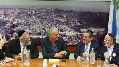 שלמה ורדיגר ושר האוצר משה כחלון. | שלומי כהן