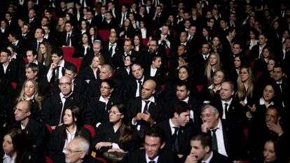 טקס קבלת חברים חדשים ללשכת עורכי הדין בבנייני האומה. | דודי ועקנין