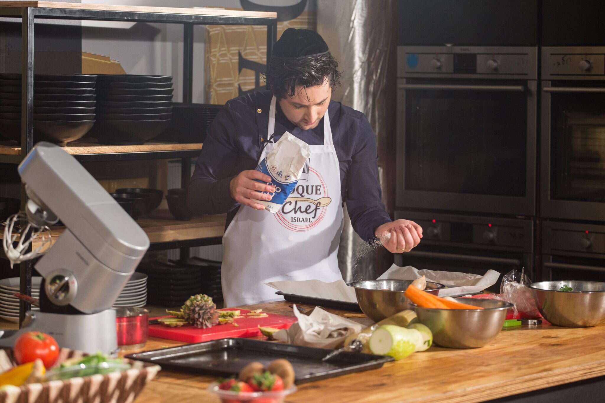 יואל כליפה. | אבישג שאר-ישוב