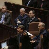 נתניהו, כ"ץ, שטייניץ, ארדן ואקוניס במליאת הכנסת. | AP נתניהו, כ"ץ, שטייניץ, ארדן ואקוניס במליאת הכנסת. | AP