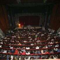 תיאטרון. | מרים צחי