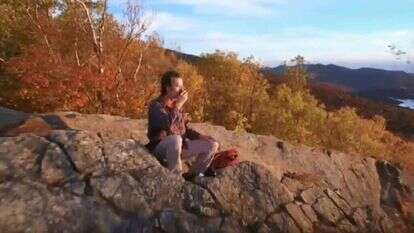 אספרסו בכל מקום. | מסך מתוך יוטיוב