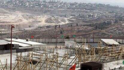 בנייה ביו"ש. | מרים צחי