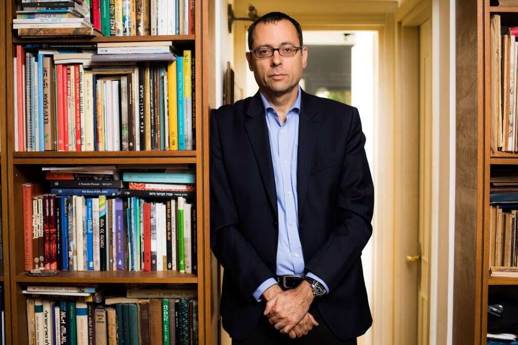 צבי האוזר. | אריק סולטן צבי האוזר. | אריק סולטן