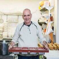 עקיבא פומרנץ. | אבישג שאר-ישוב