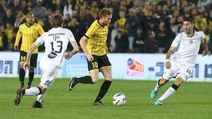 משחק כדורגל בין בית"ר למכבי תל אביב. | אלן שיבר משחק כדורגל בין בית"ר למכבי תל אביב. | אלן שיבר