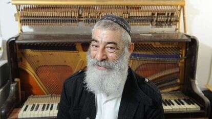 אריאל זילבר. | ראובן קסטרו