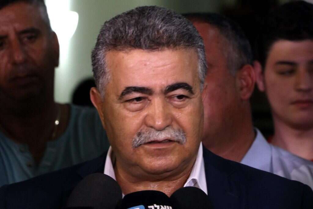 עמיר פרץ. | אמיר מאירי