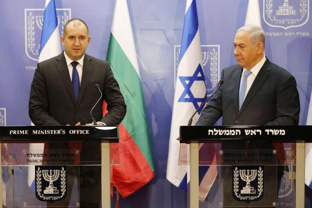 ראש הממשלה בנימין נתניהו ונשיא בולגריה רומן ראדק. | EPA