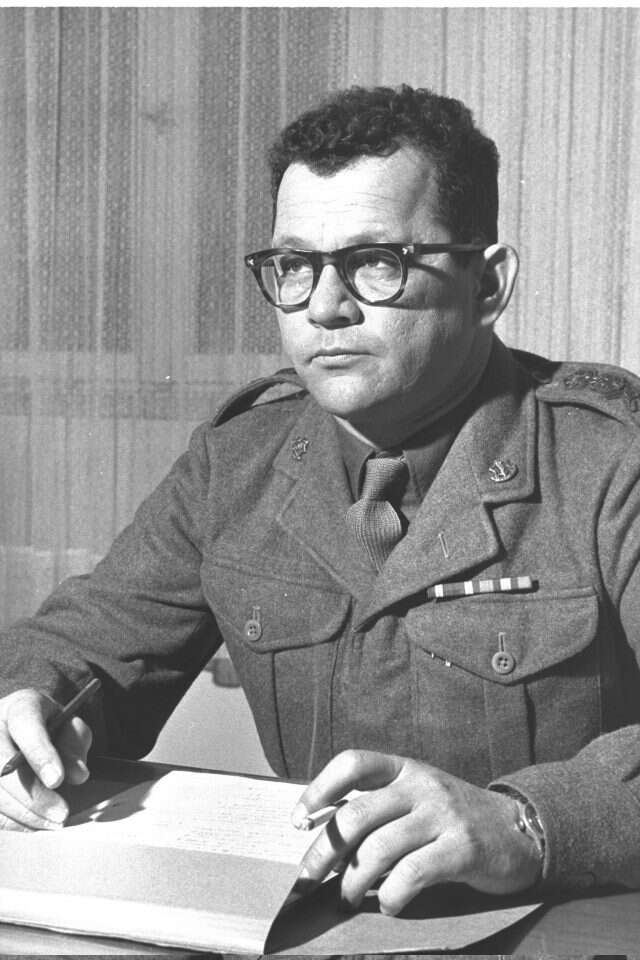 הרמטכ"ל חיים לסקוב. | פריץ כהן, לע"מ