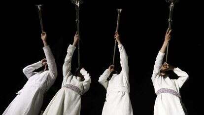 תרגול הקרבת קורבן פסח למרגלות הר הבית. | EPA תרגול הקרבת קורבן פסח למרגלות הר הבית. | EPA