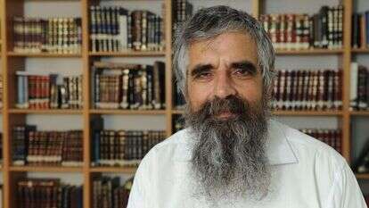 הרב יובל שרלו. | ראובן קסטרו