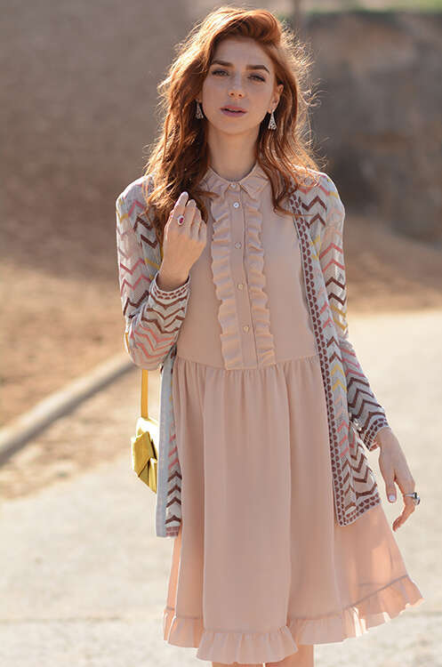 שנות האלפיים. שמלה: רד ולנטינו לפקטורי 54, עליונית: מיסוני לפקטורי 54, תכשיטים: פדני. | ירדן הראל