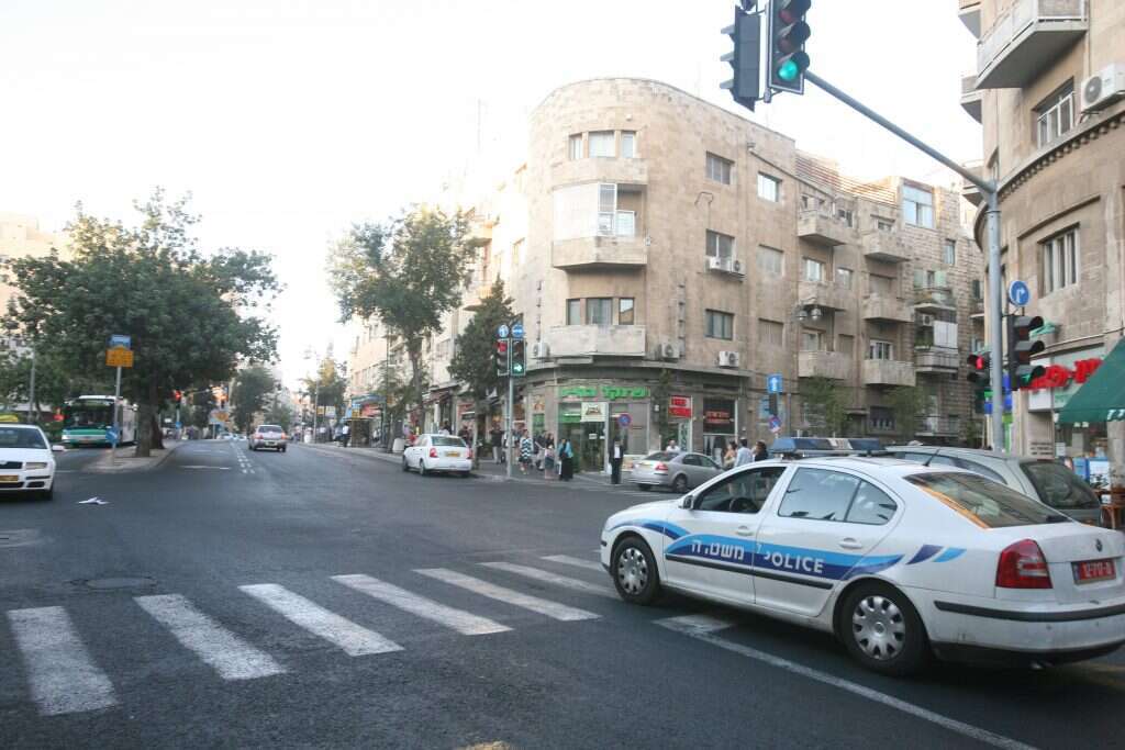 משטרה. | מרים צחי