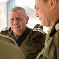 הרמטכ"ל גדי איזנקוט. | דו"צ