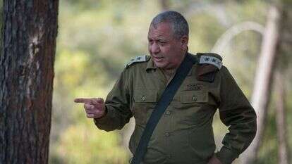 הרמטכ"ל גדי איזנקוט. | דו"צ הרמטכ"ל גדי איזנקוט. | דו"צ