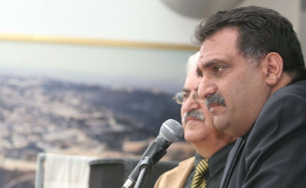 עזמי בשארה. | מרים צחי