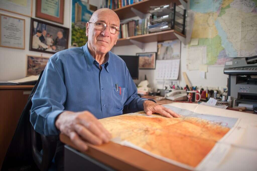 פרופ' ארנון סופר. | מורן מעיין פרופ' ארנון סופר. | מורן מעיין