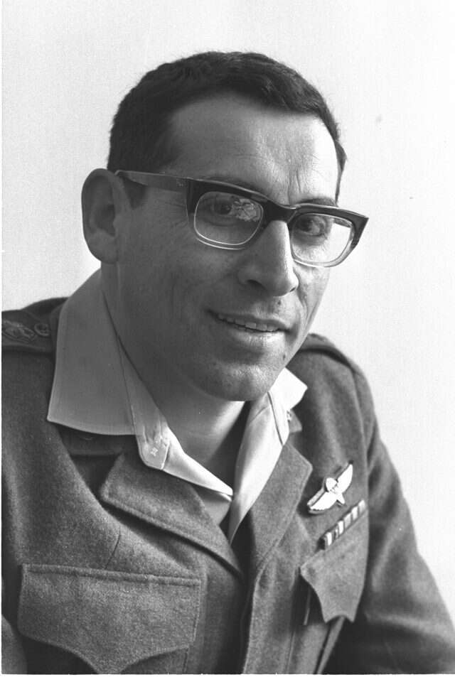 רחבעם זאבי ז"ל בשנות ה-70. | לע''מ רחבעם זאבי ז"ל בשנות ה-70. | לע''מ