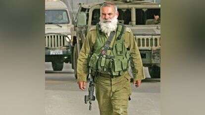 הרב רונצקי. | יהודה לחיאני