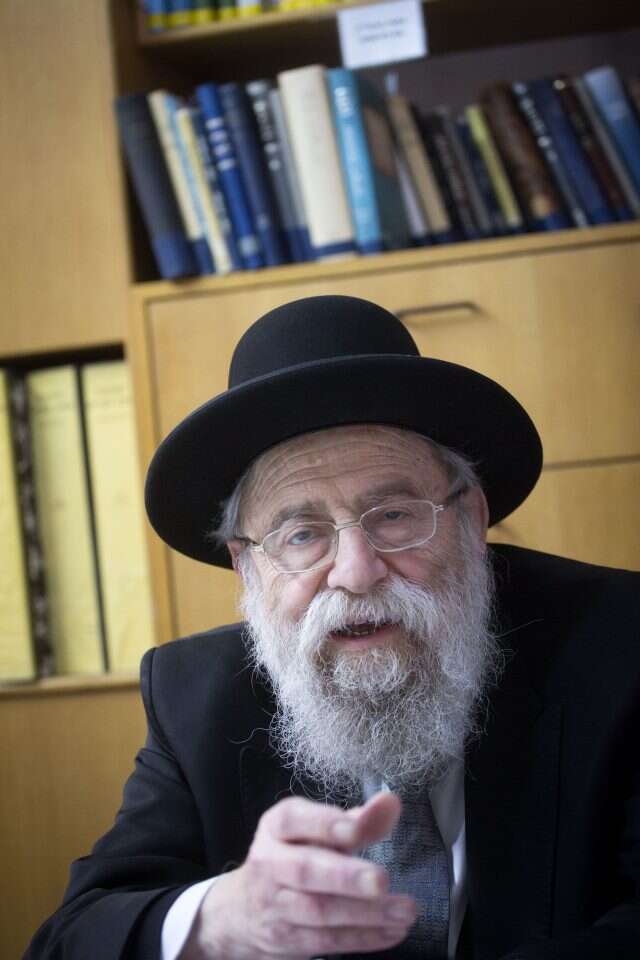 הרב אריה שטרן. | מרים אלסטר, פלאש 90