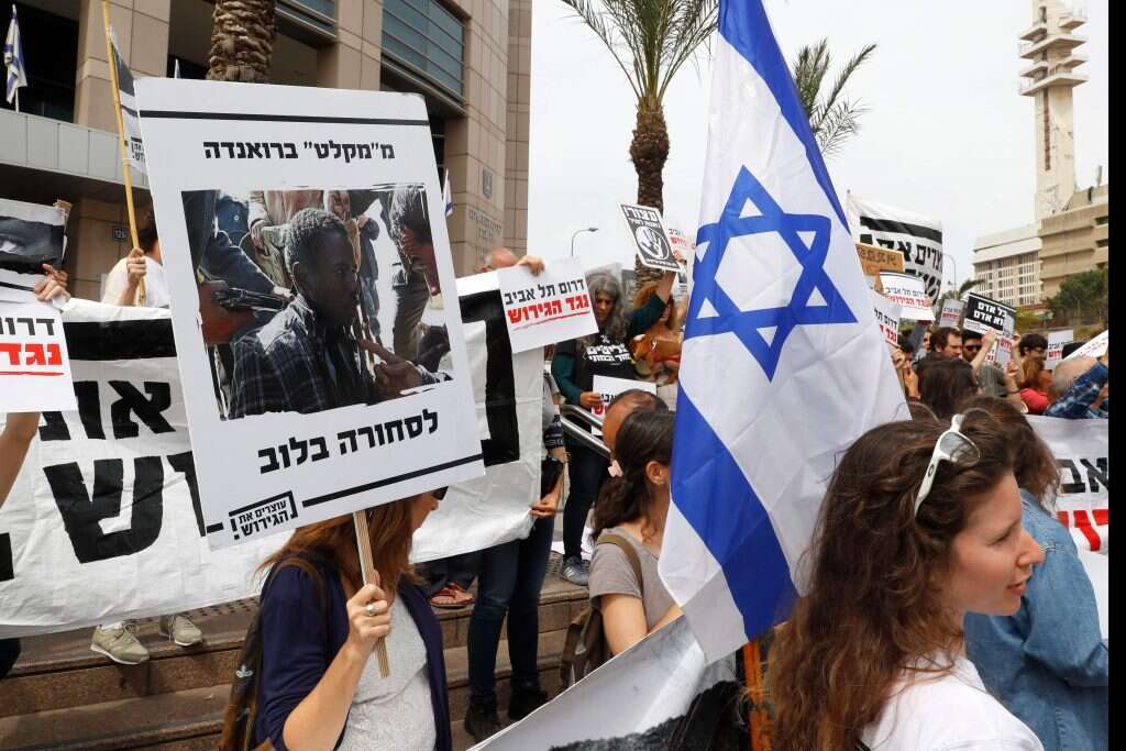 הפגנות שמאל נגד הרחקת המסתננים. | AFP הפגנות שמאל נגד הרחקת המסתננים. | AFP
