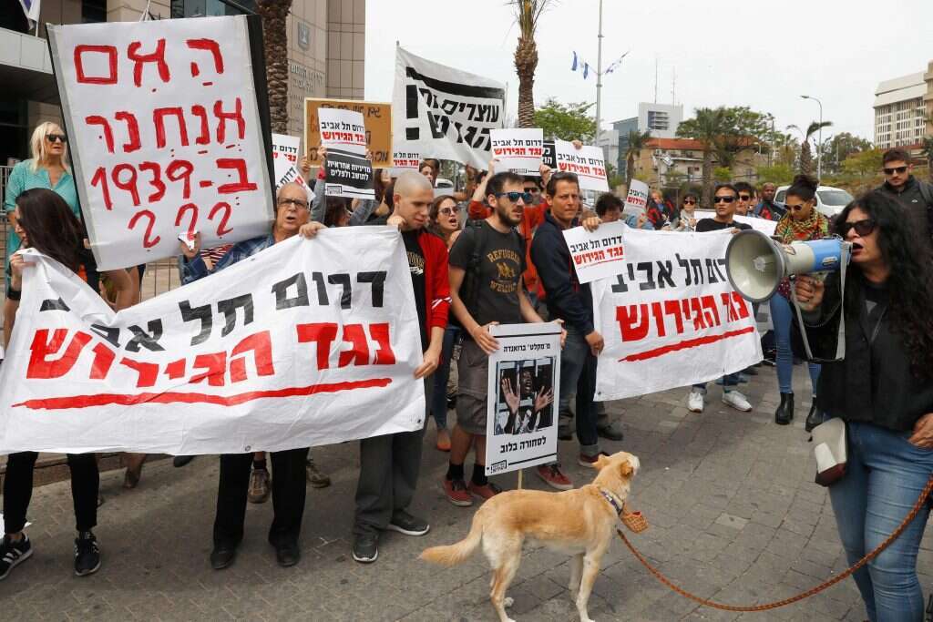 הפגנות שמאל נגד הרחקת המסתננים. | AFP הפגנות שמאל נגד הרחקת המסתננים. | AFP