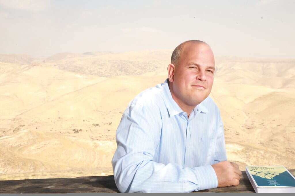 מיכה גודמן. | מרים צחי