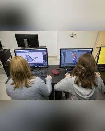 סטודנטיות חרדיות. | נעם ריבקין פנטון